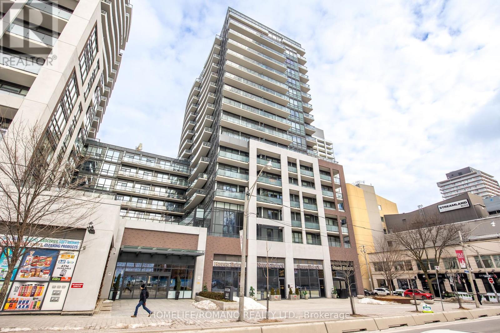 462 Adelaide Street E, Toronto, Ontario  M5A 1N4 - Photo 4 - C12048775