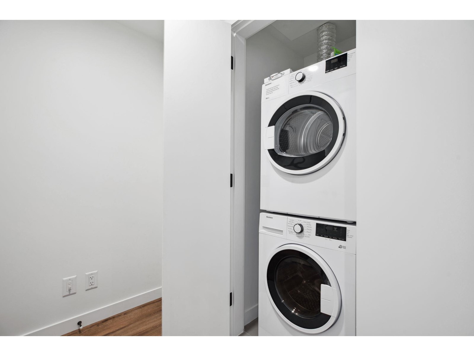 3609 10448 University Drive, Surrey, British Columbia  V3T 0S7 - Photo 19 - R2983139