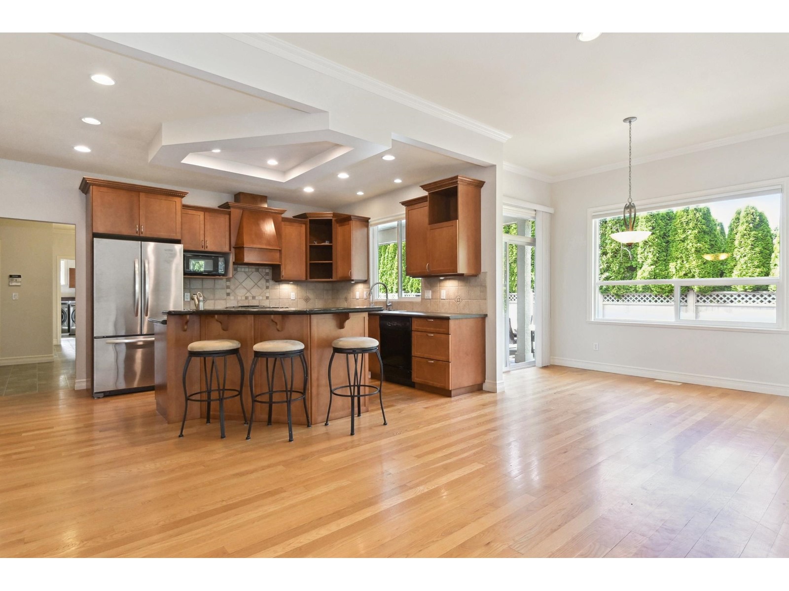 2121 140 Street, Surrey, British Columbia  V4A 9V9 - Photo 6 - R2981407
