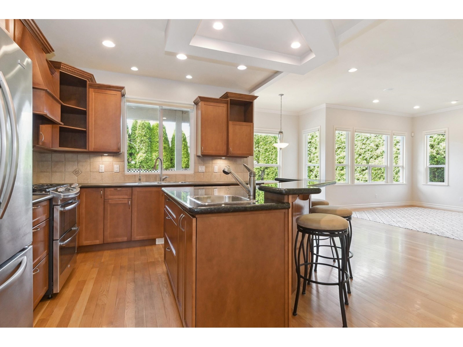 2121 140 Street, Surrey, British Columbia  V4A 9V9 - Photo 10 - R2981407