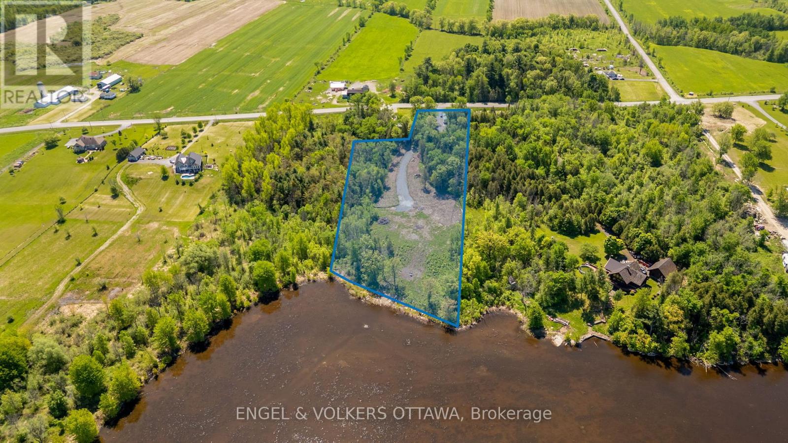 3531 Concession 1, Alfred And Plantagenet, Ontario  N0J 1Y0 - Photo 4 - X12048816