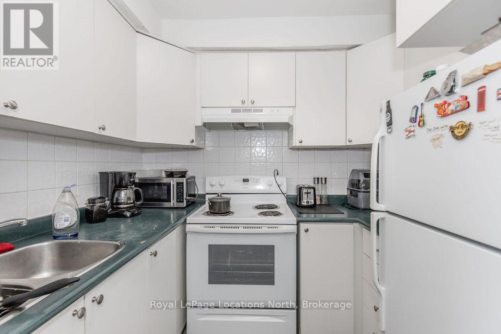 191 Earlscourt Avenue, Toronto (Corso Italia-Davenport), Ontario  M6E 4B2 - Photo 12 - W12048825