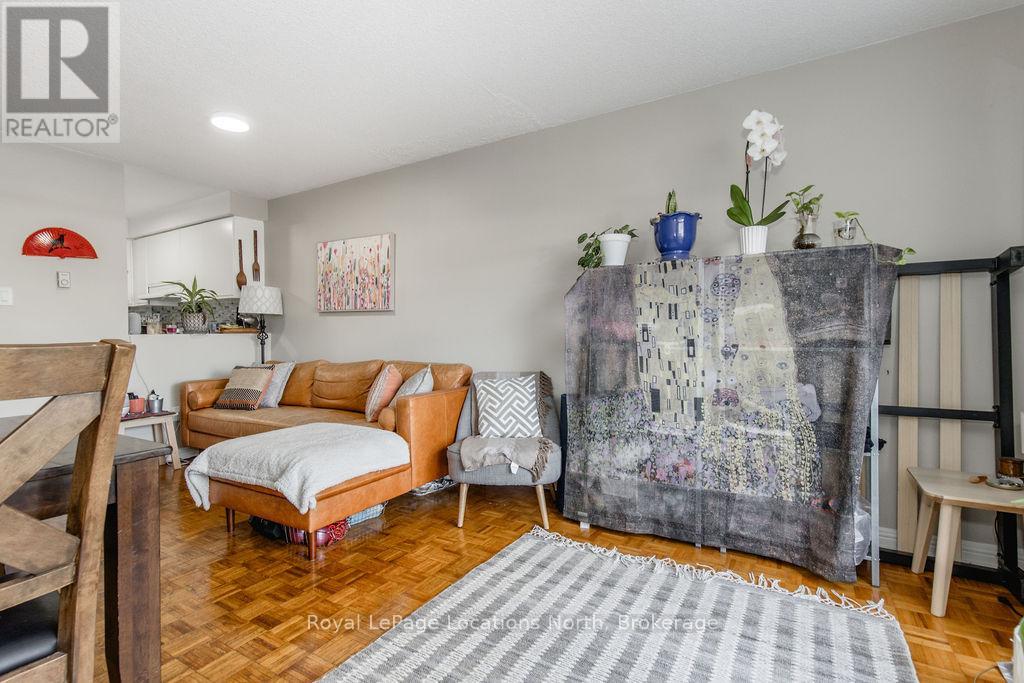191 Earlscourt Avenue, Toronto (Corso Italia-Davenport), Ontario  M6E 4B2 - Photo 6 - W12048825