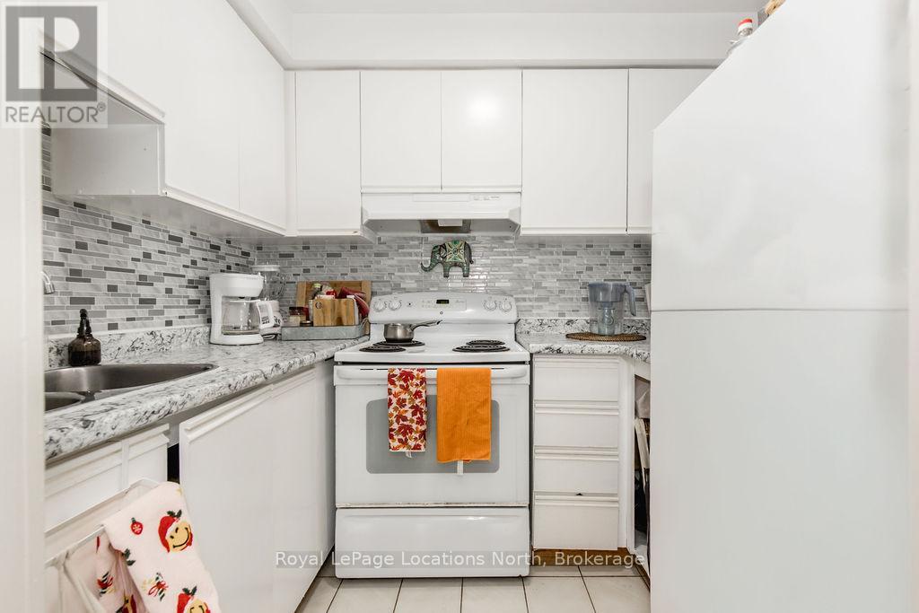 191 Earlscourt Avenue, Toronto (Corso Italia-Davenport), Ontario  M6E 4B2 - Photo 8 - W12048825