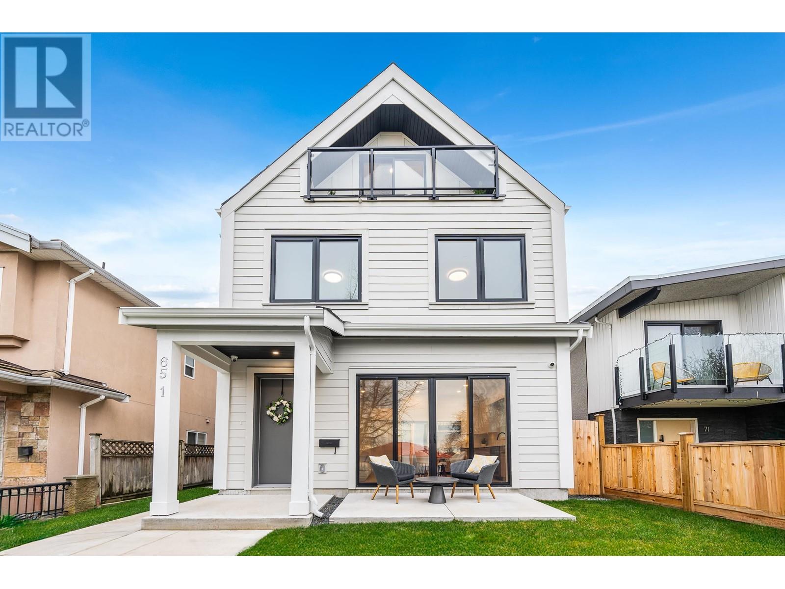 1 65 E 58th Avenue, Vancouver, British Columbia  V5X 1V7 - Photo 1 - R2983234