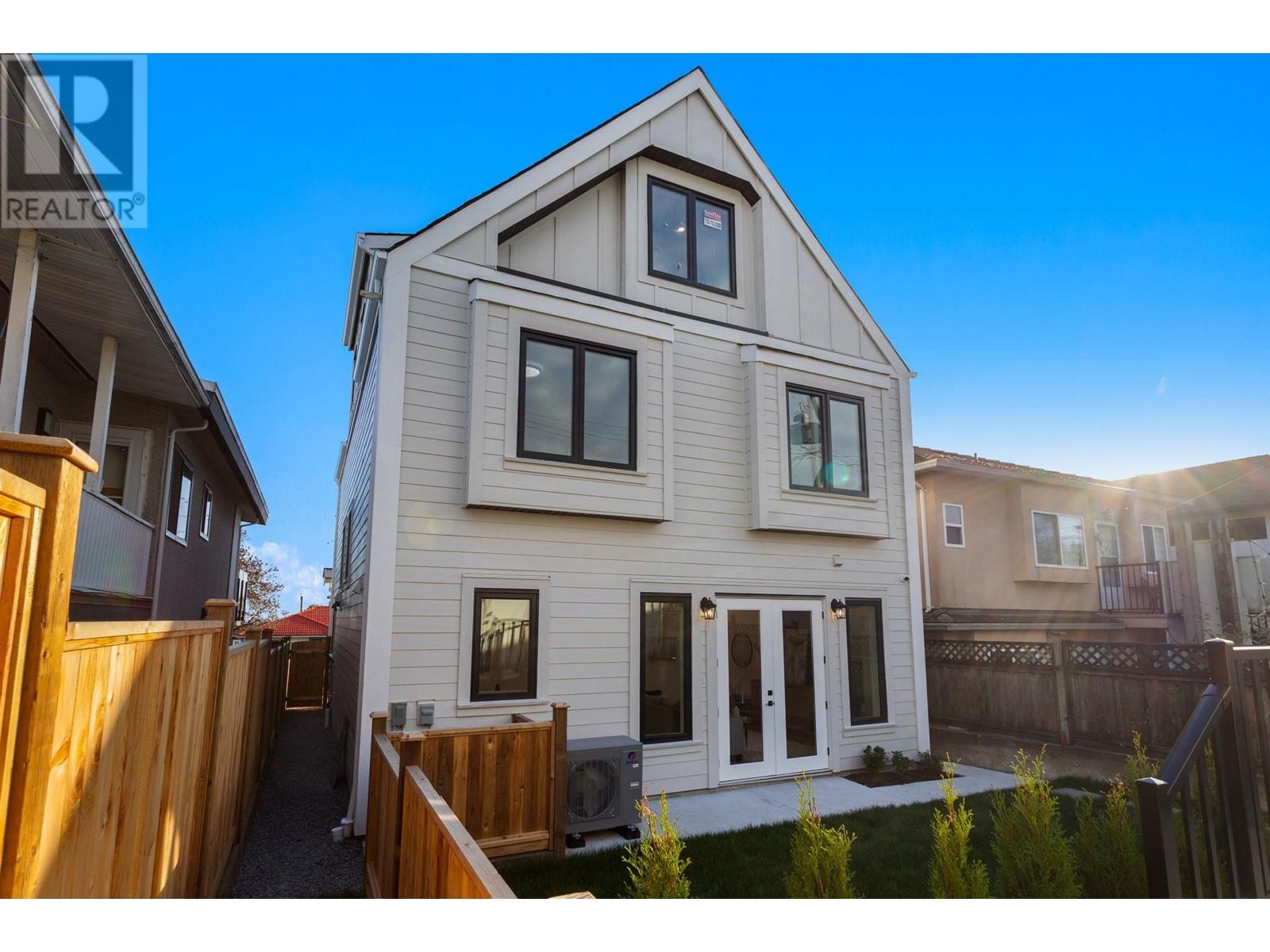 2 65 E 58 Avenue, Vancouver, British Columbia  V5X 1V7 - Photo 2 - R2983250