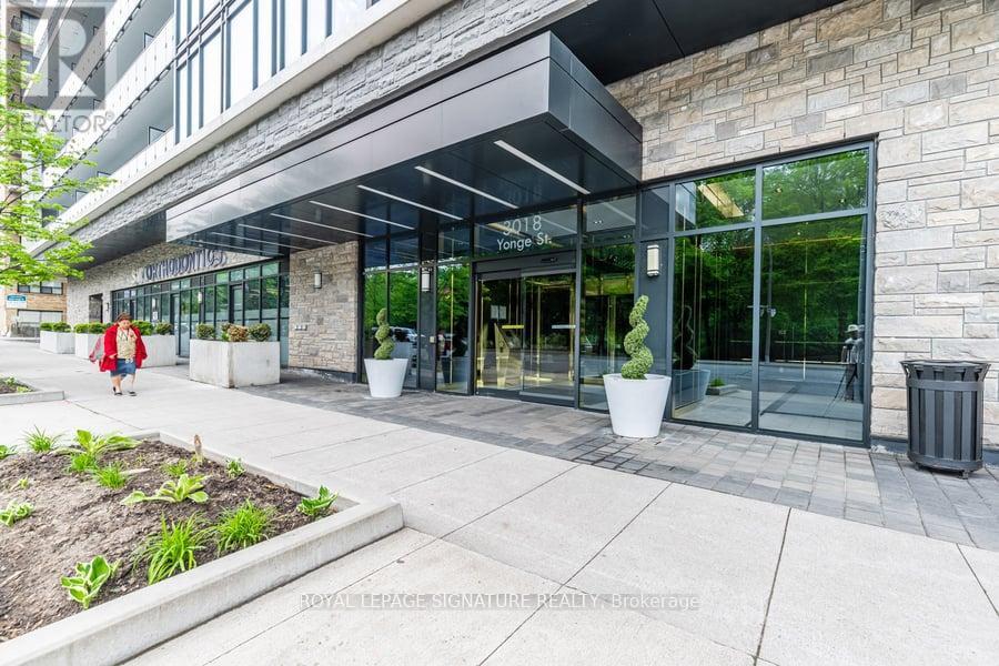 Property at 714 - 3018 YONGE STREET image 2