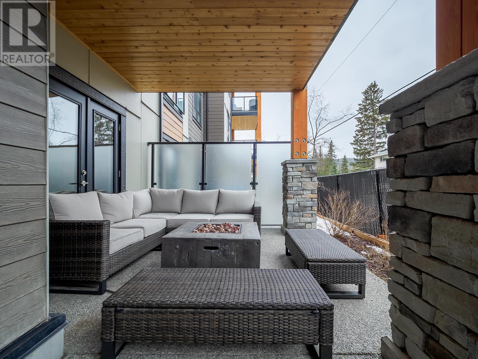 410 5TH Avenue Unit# 2103, Golden, British Columbia