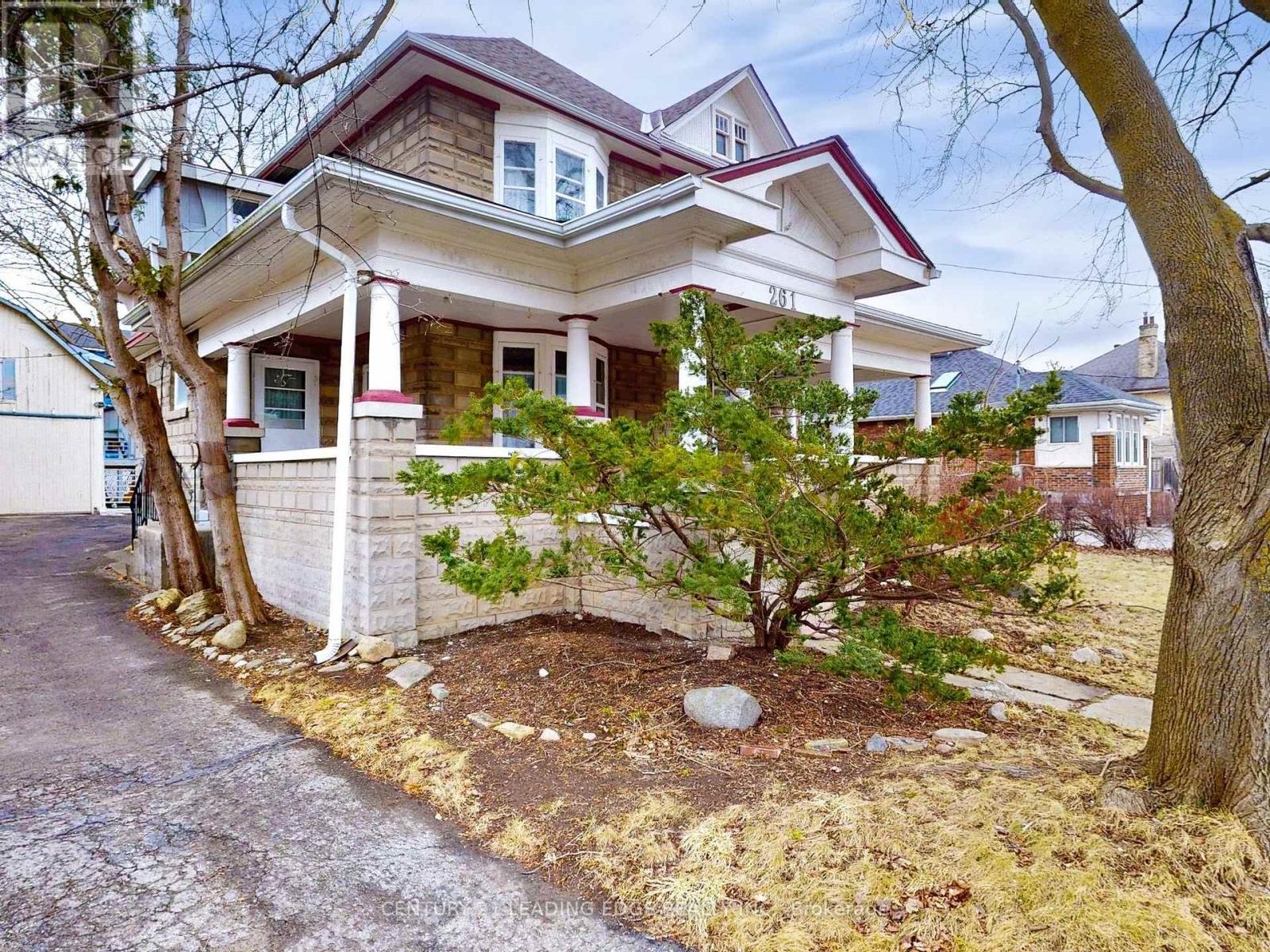 Property at 261 MAIN STREET N image 1
