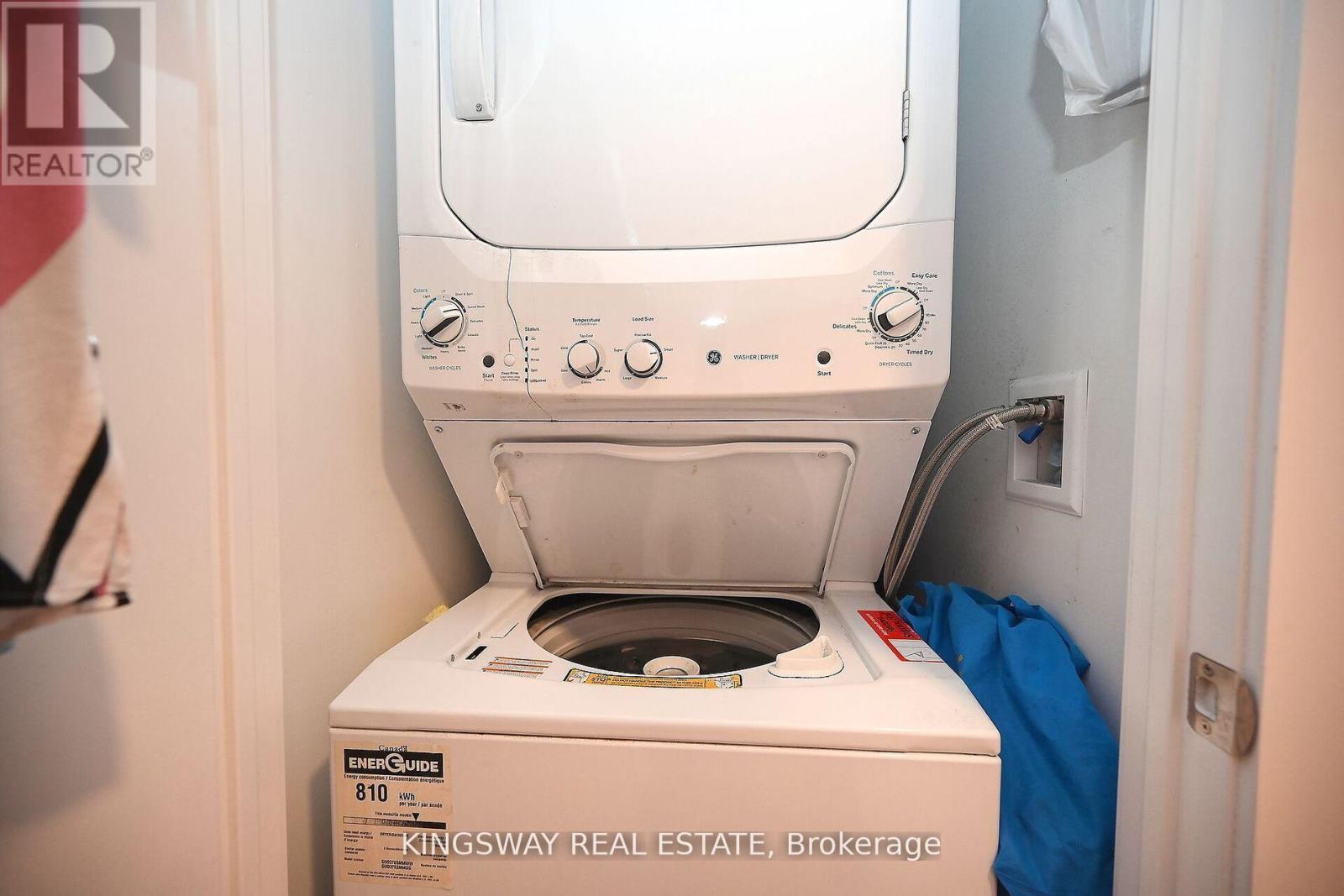 1410 - 4065 Confederation Parkway, Mississauga, Ontario  L5B 4N1 - Photo 13 - W12048875