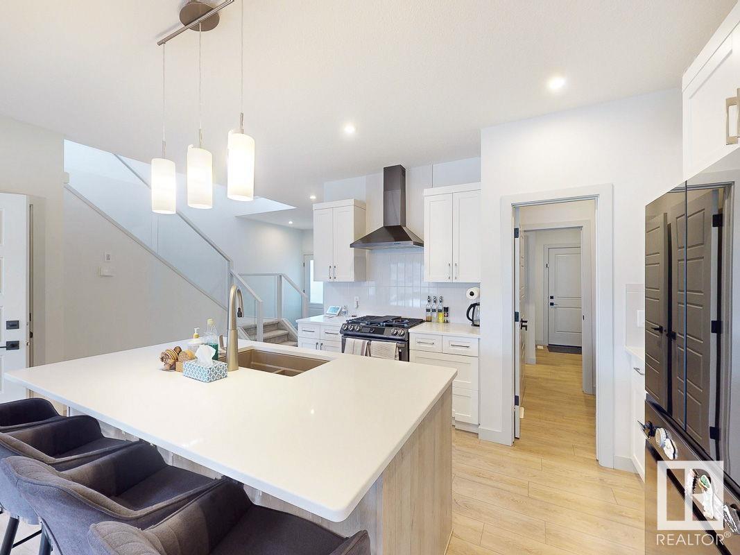 Property at 22023 81 AV NW NW image 5
