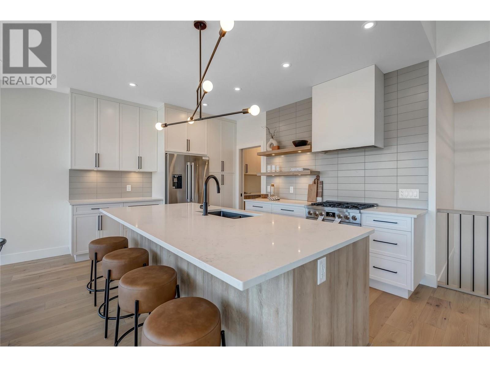 Property at 1157 Elk Street image 3
