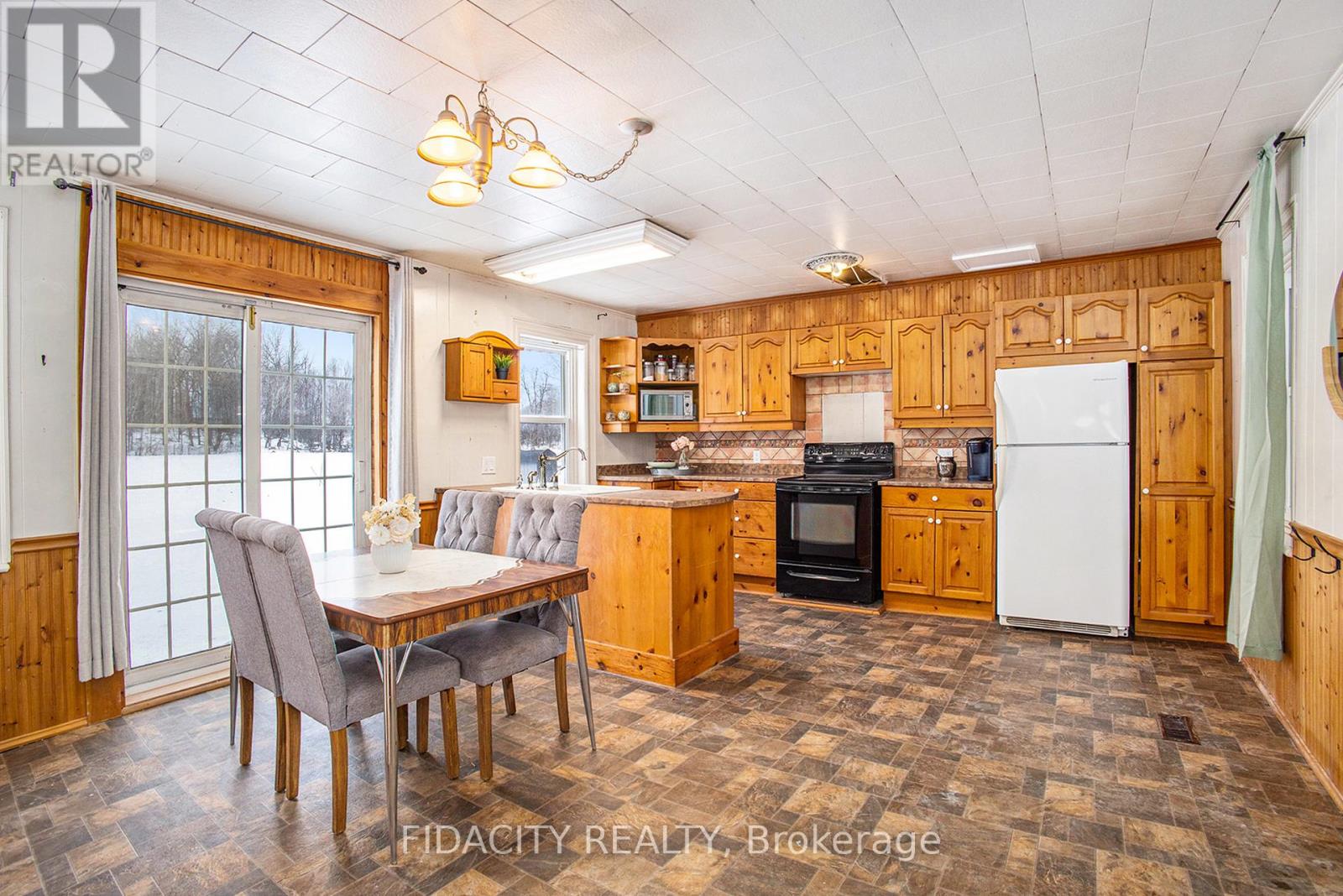 Property at 5046 CARP ROAD image 5