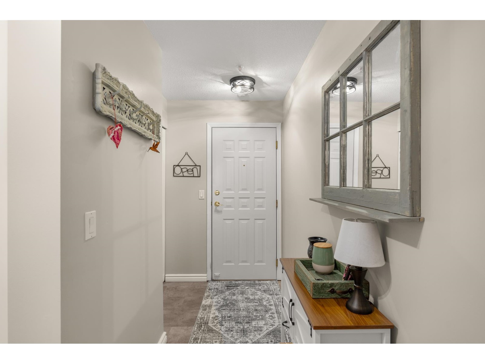 102 3176 Gladwin Road, Abbotsford, British Columbia  V2T 6R7 - Photo 4 - R2983220