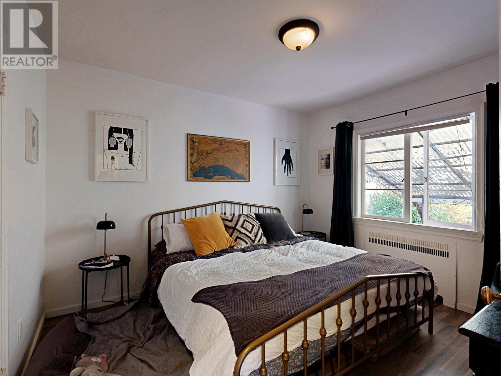 228 E 26th Avenue, Vancouver, British Columbia  V5V 2H3 - Photo 13 - R2983273