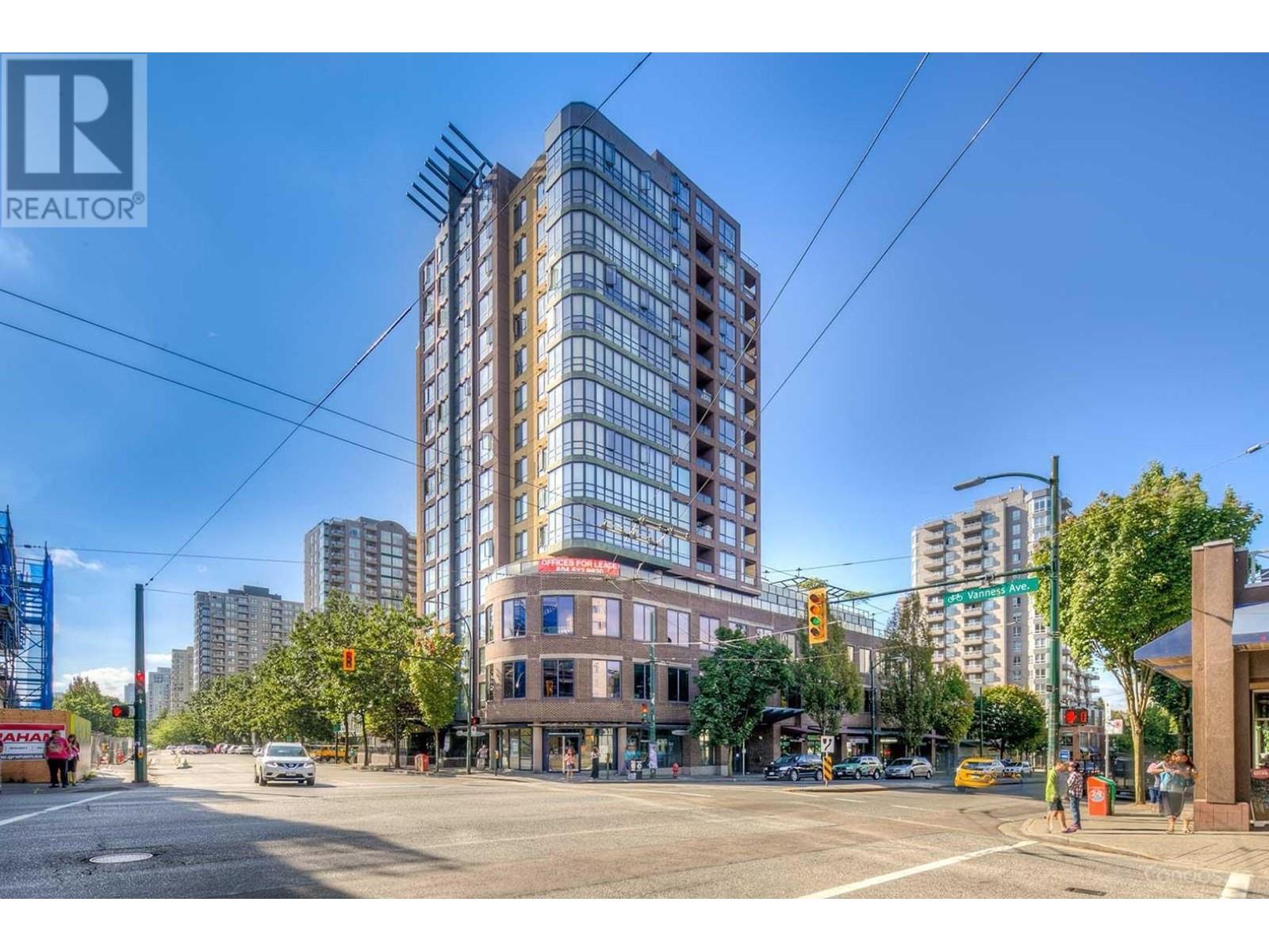 1111 3438 VANNESS AVENUE, Vancouver, British Columbia