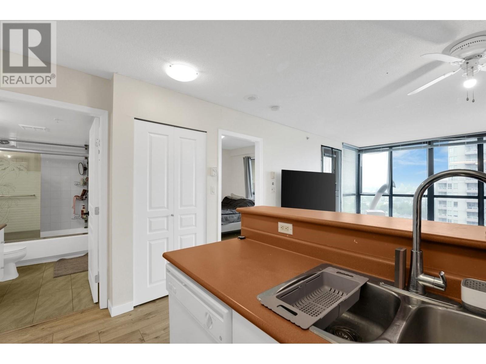 1111 3438 Vanness Avenue, Vancouver, British Columbia  V5R 6E7 - Photo 13 - R2983274