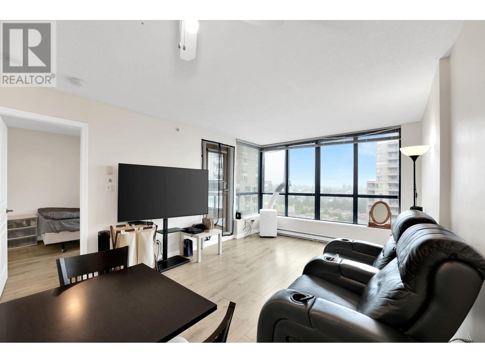 1111 3438 Vanness Avenue, Vancouver, British Columbia  V5R 6E7 - Photo 3 - R2983274