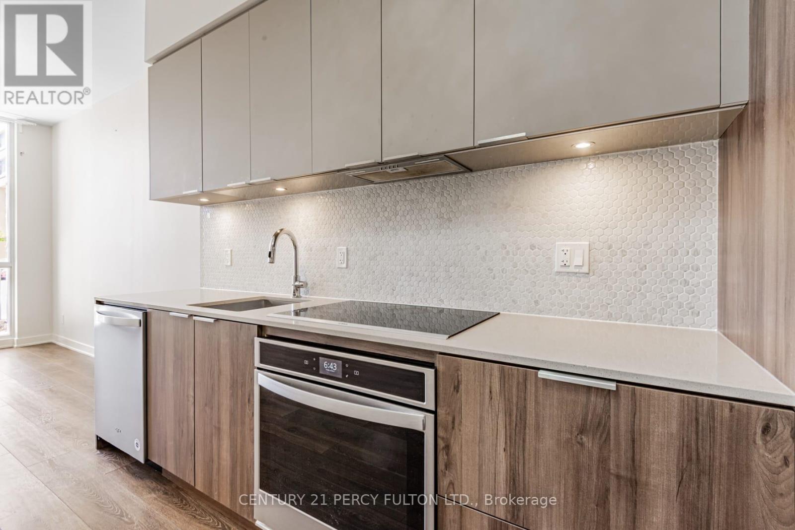 104 - 2 Sonic Way, Toronto, Ontario  M3C 0P2 - Photo 10 - C12048888