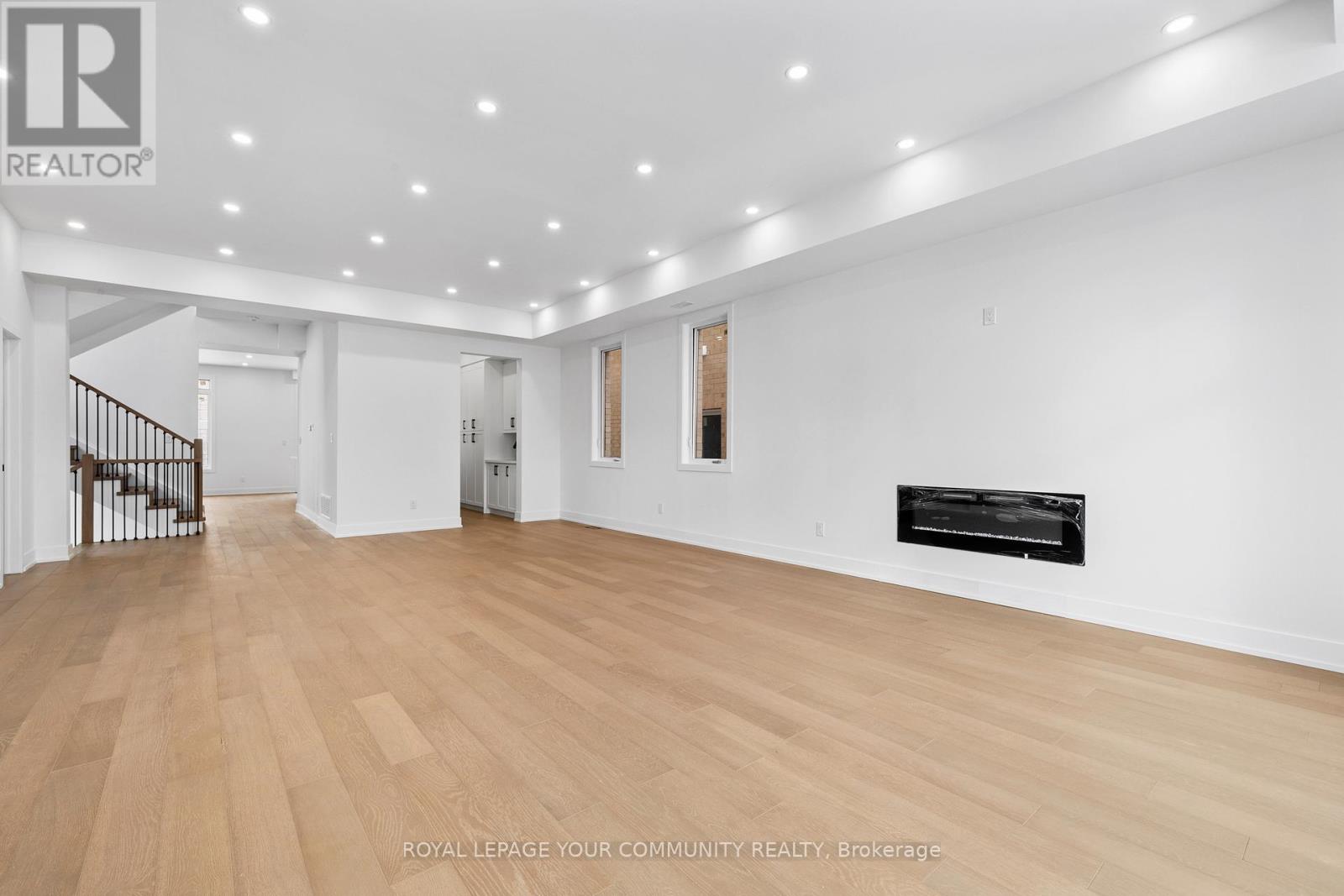 Property at 22 PORTAGE AVENUE image 5