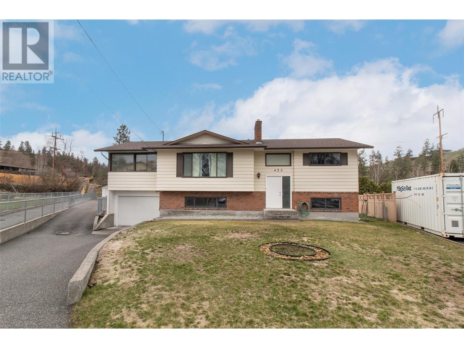 Property at 425 Burbank Court image 1