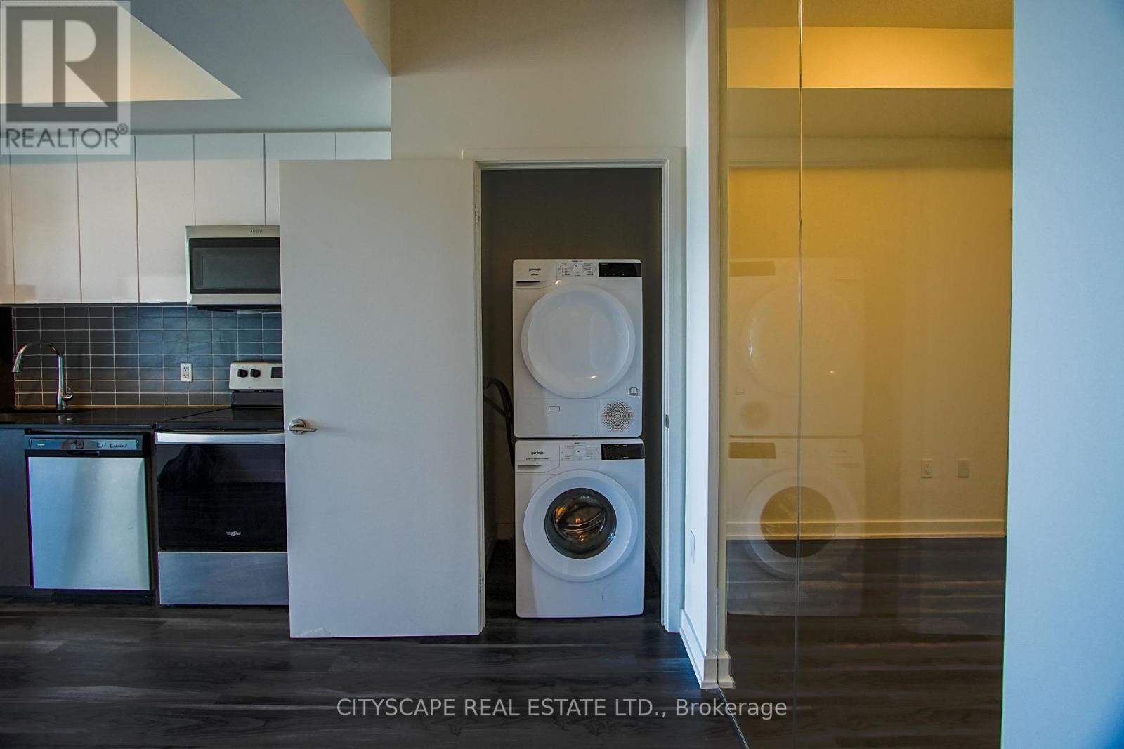 221 - 859 The Queensway, Toronto, Ontario  M8Z 1N8 - Photo 10 - W12048913
