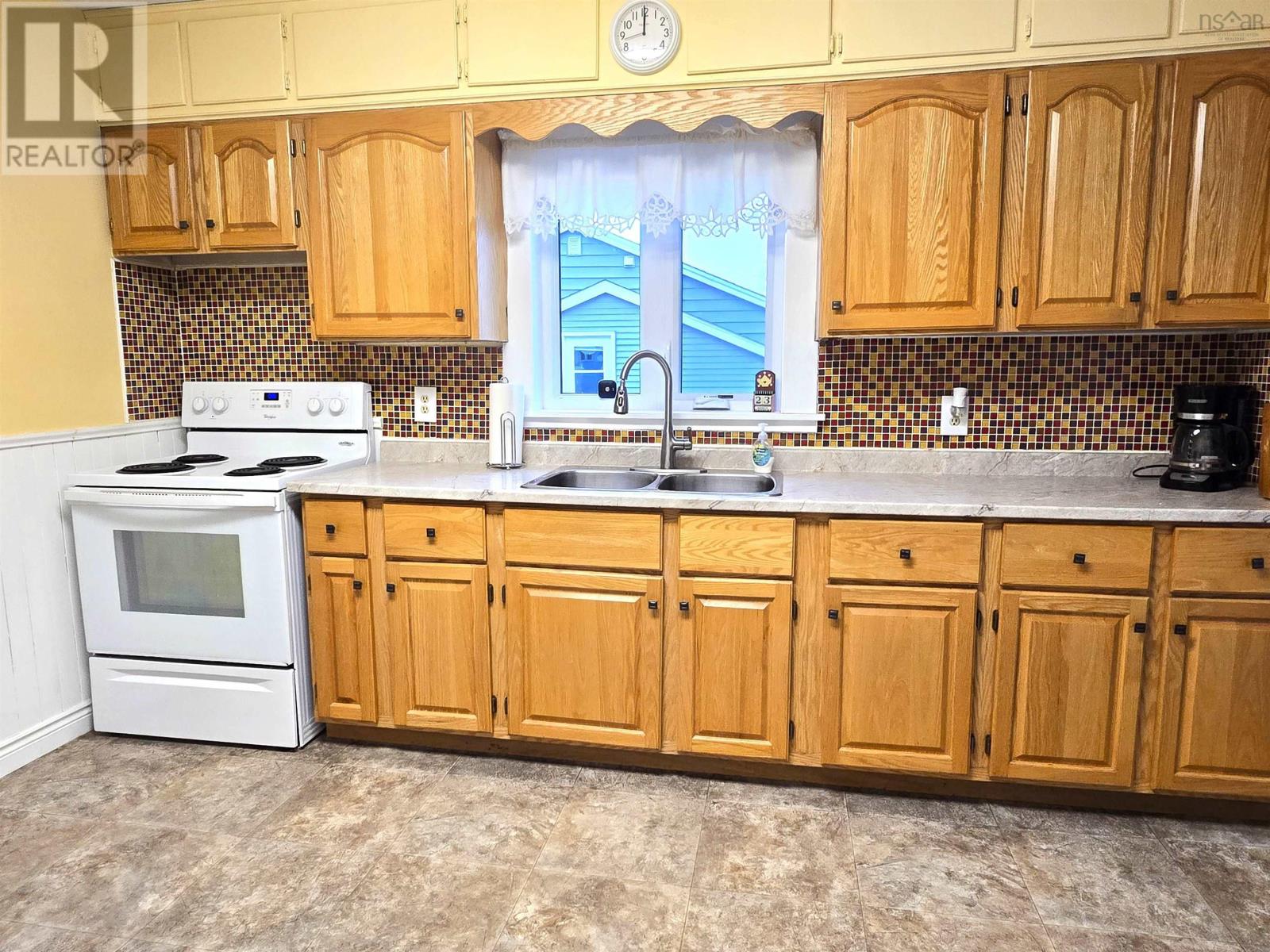 24 Woodlawn Road, Dartmouth, Nova Scotia  B2W 2R6 - Photo 6 - 202505931