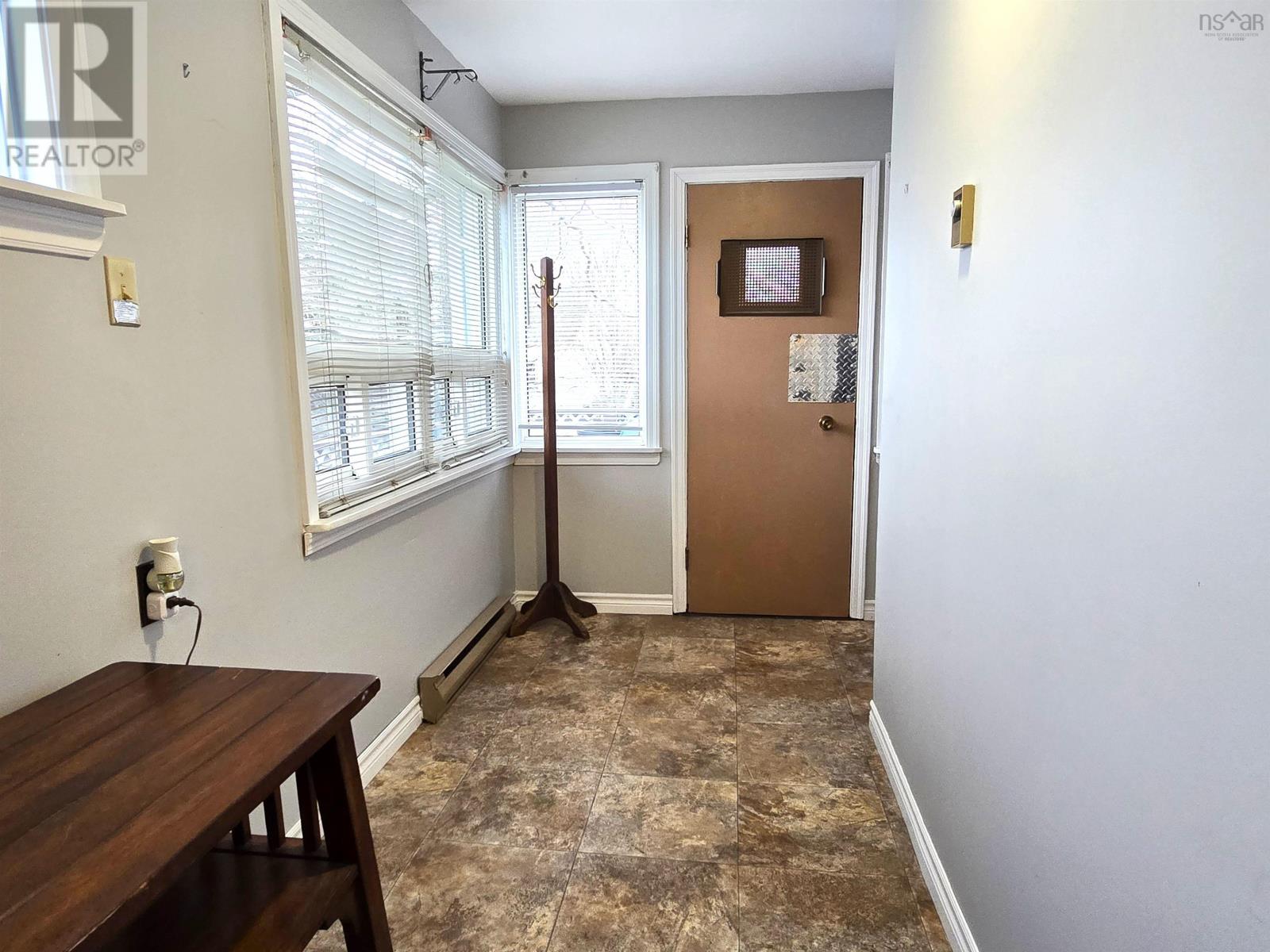 24 Woodlawn Road, Dartmouth, Nova Scotia  B2W 2R6 - Photo 9 - 202505931