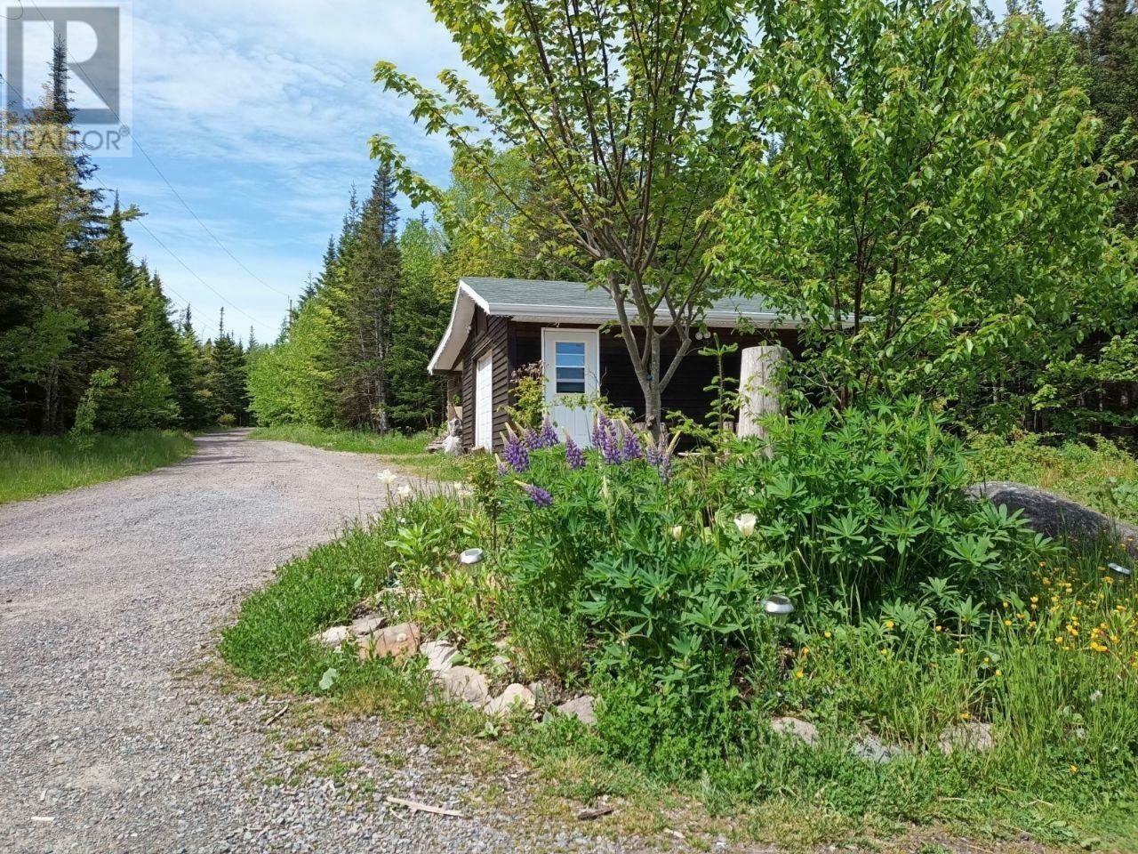 351 Helmuts Lane, Cleveland, Nova Scotia  B0E 1J0 - Photo 4 - 202506173