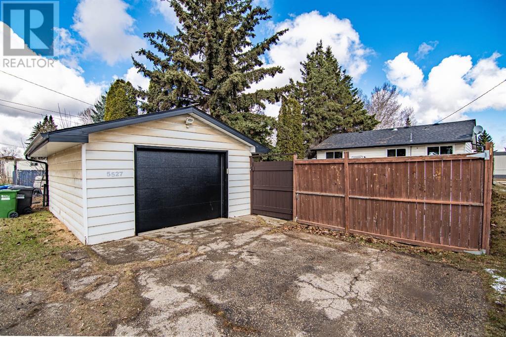 5527 38 Street, Red Deer, Alberta  T4N 0X7 - Photo 45 - A2203890