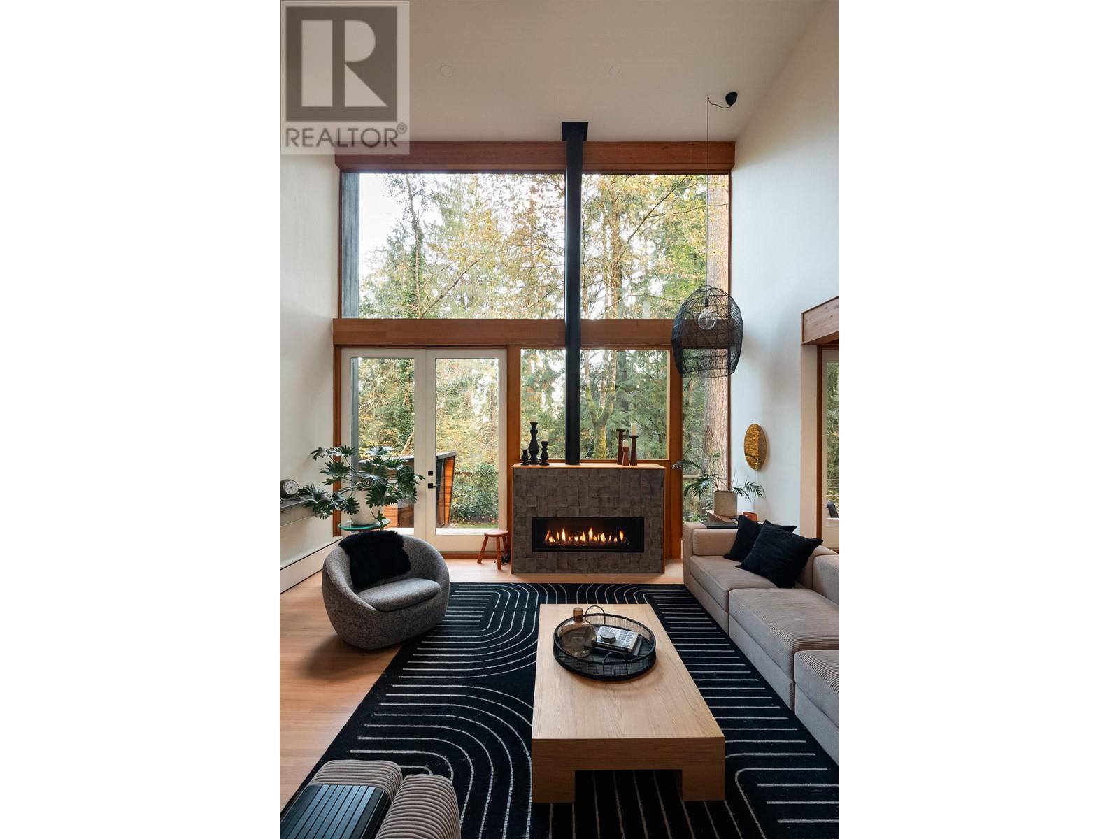 4069 Madeley Road, North Vancouver, British Columbia  V7N 4E2 - Photo 9 - R2983304