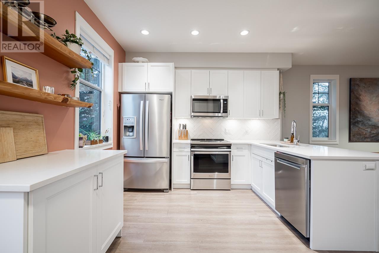 7 1818 Harbour Street, Port Coquitlam, British Columbia  V3C 1A3 - Photo 3 - R2983166