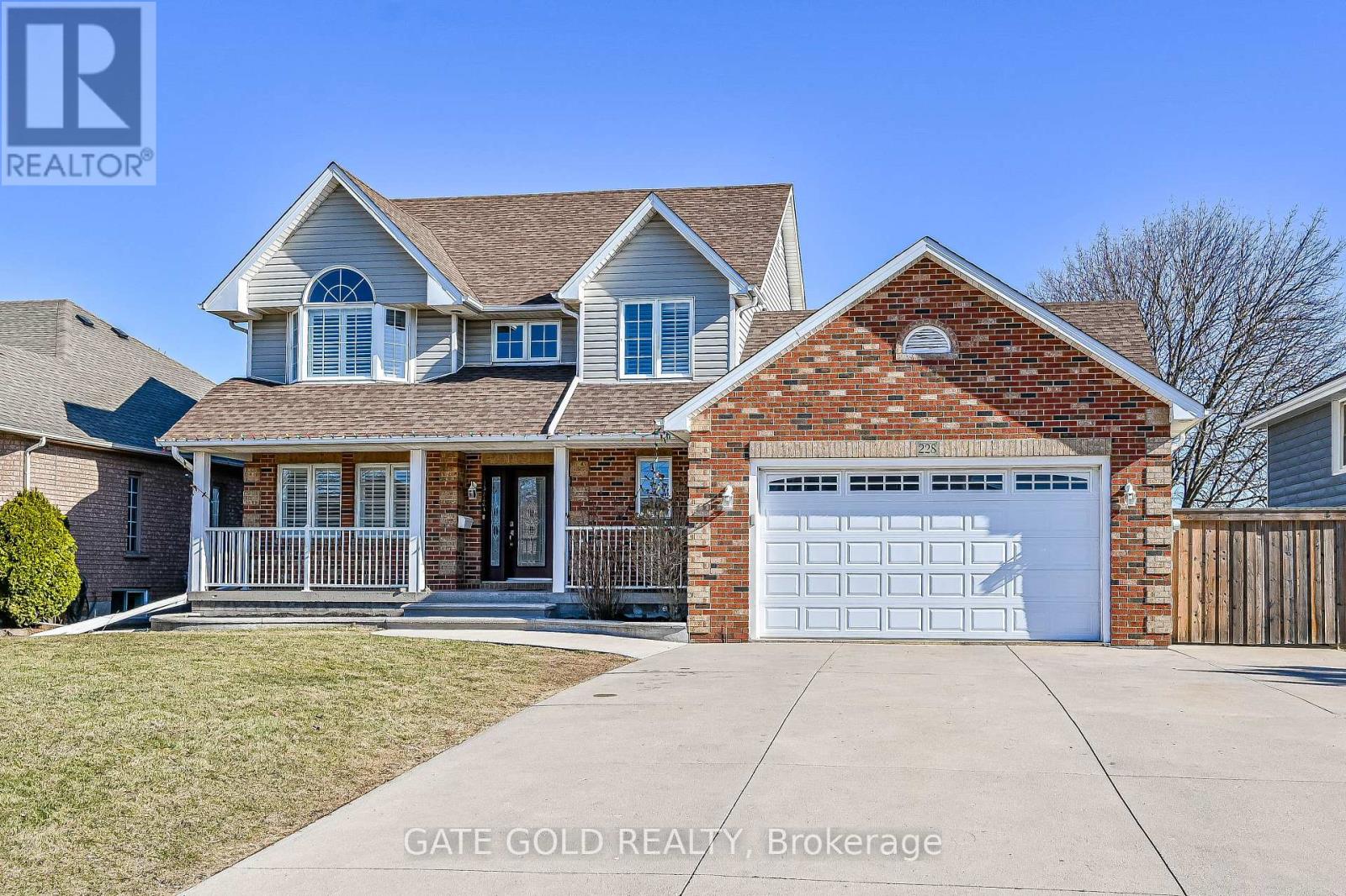 Property at 228 HIGHLAND ROAD W image 1