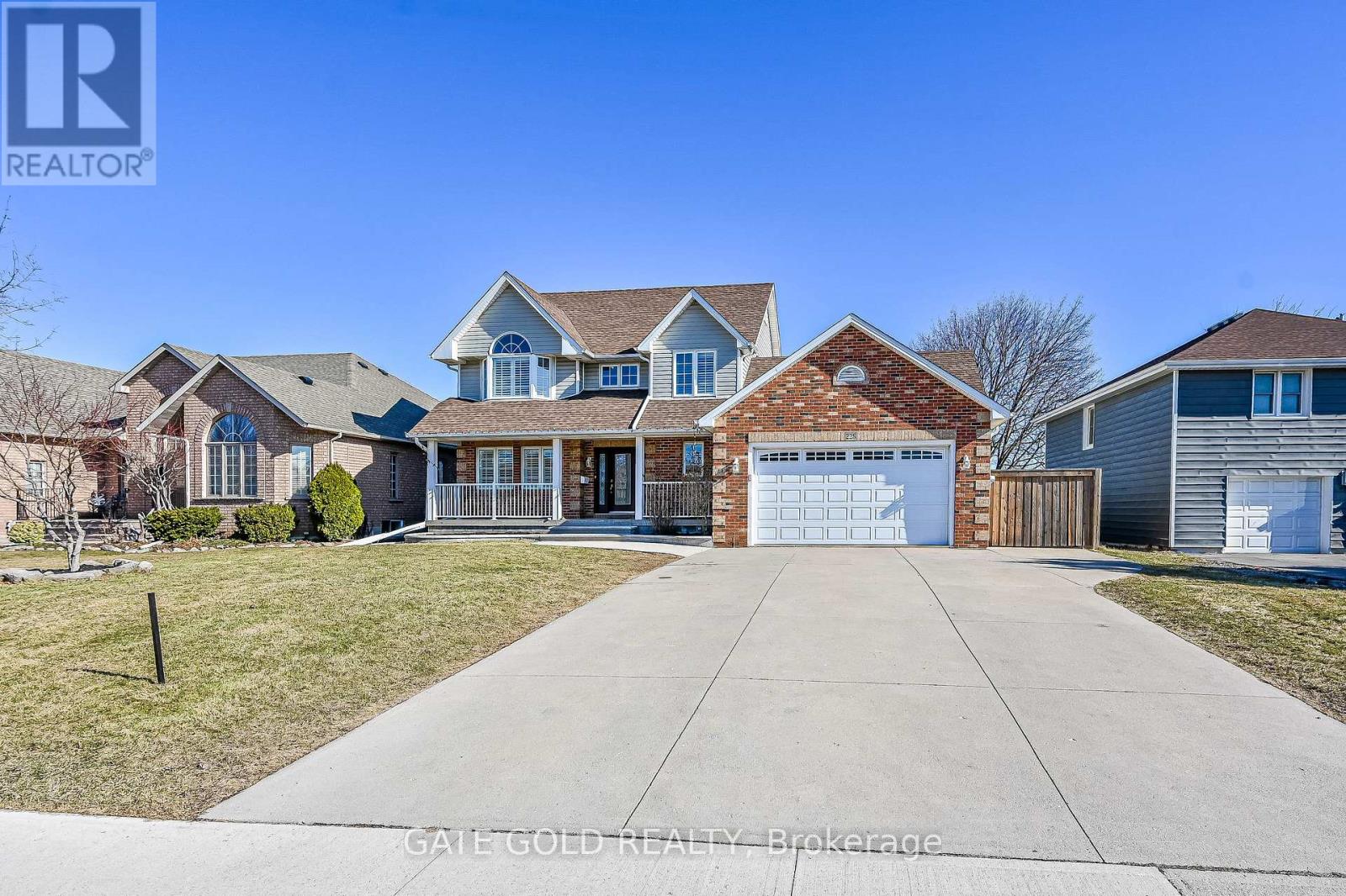 Property at 228 HIGHLAND ROAD W image 2