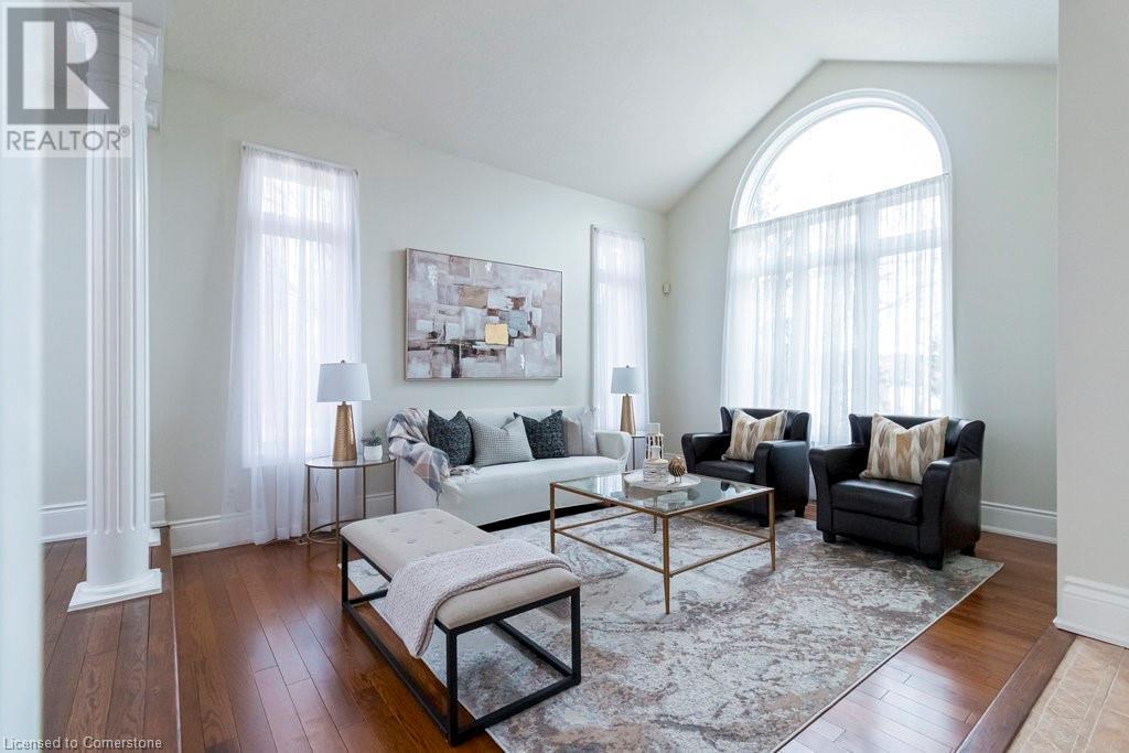 Property at 2 DONNICI Drive image 4