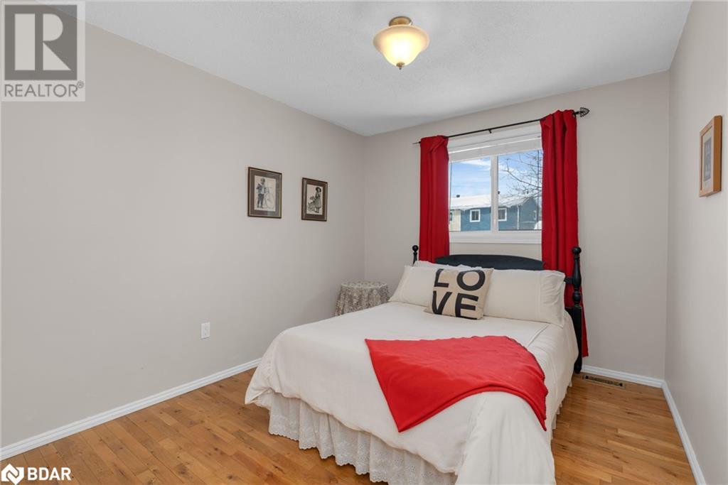 472 Leacock Drive, Barrie, Ontario  L4N 5P8 - Photo 8 - 40709476