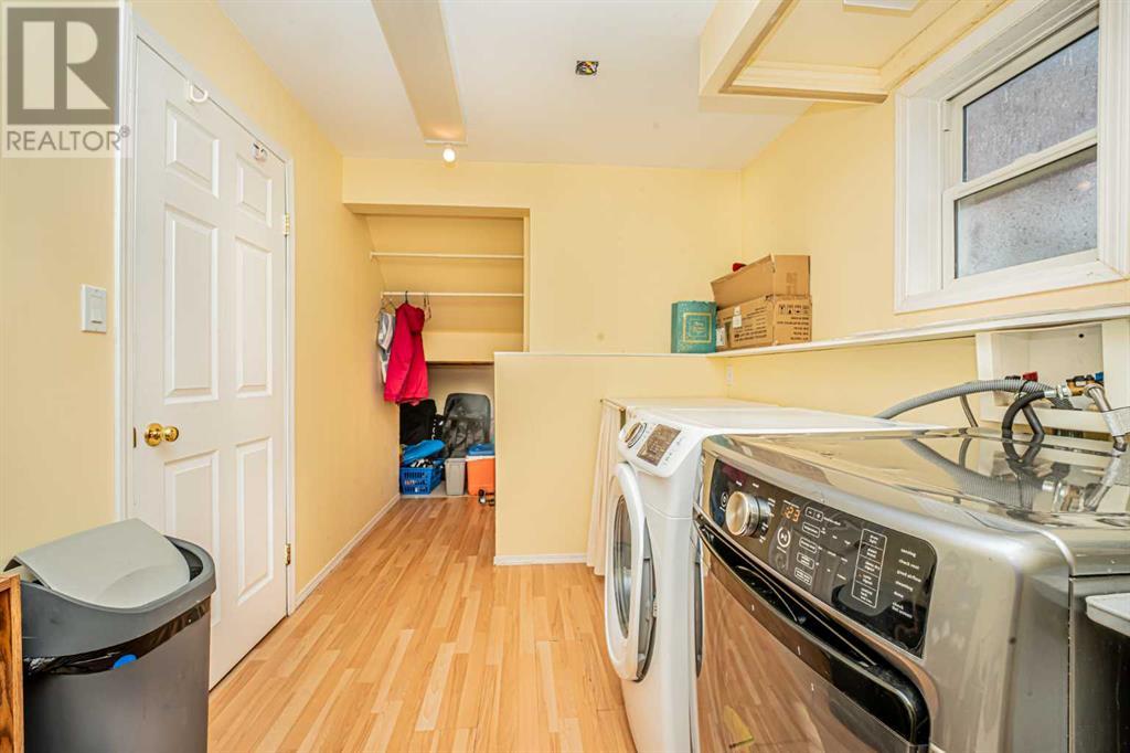 1306 1st Avenue, Canmore, Alberta  T1W 1M4 - Photo 35 - A2163298