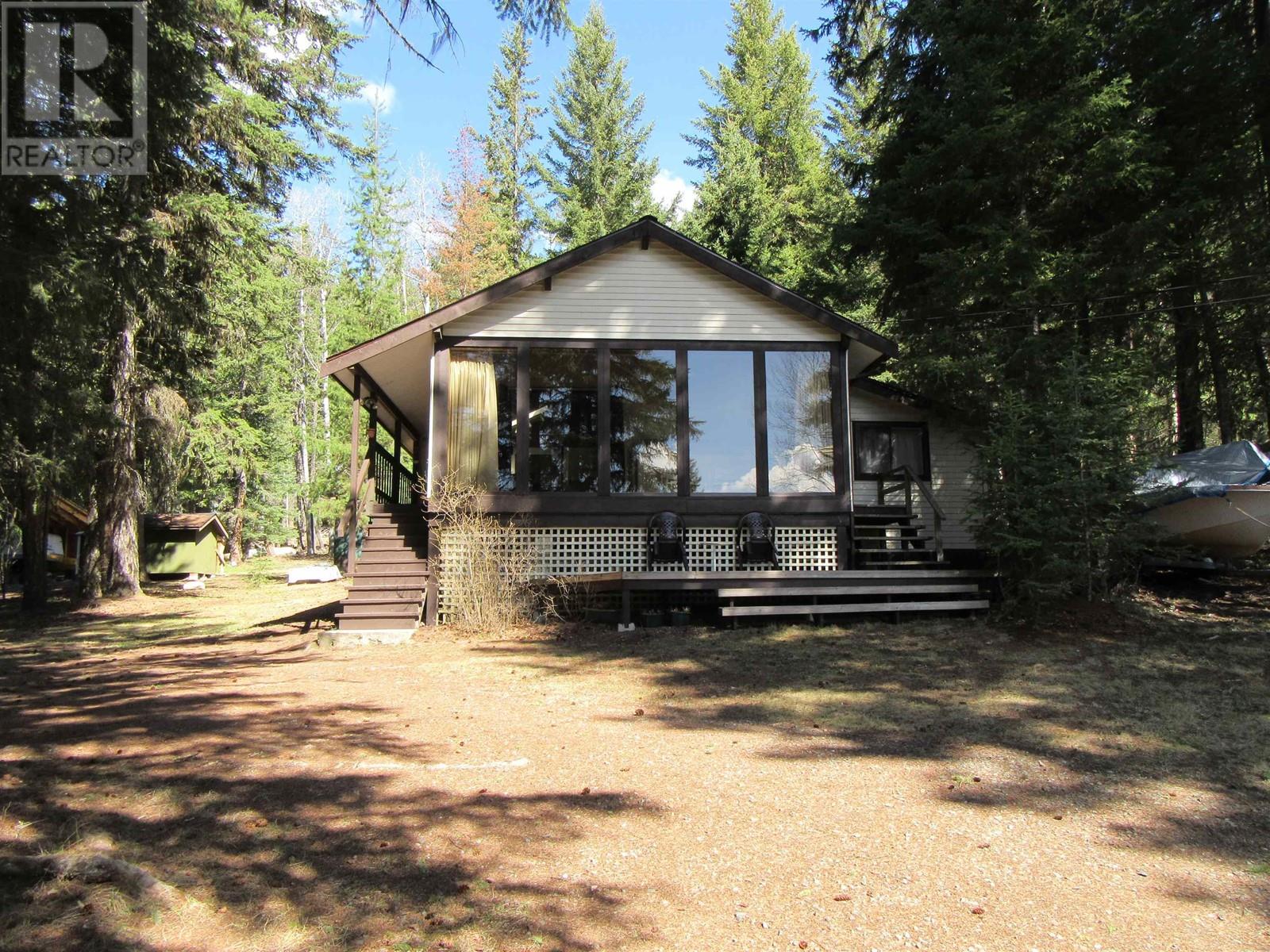 7637 BURGESS ROAD, Deka Lake / Sulphurous / Hathaway Lakes, British Columbia