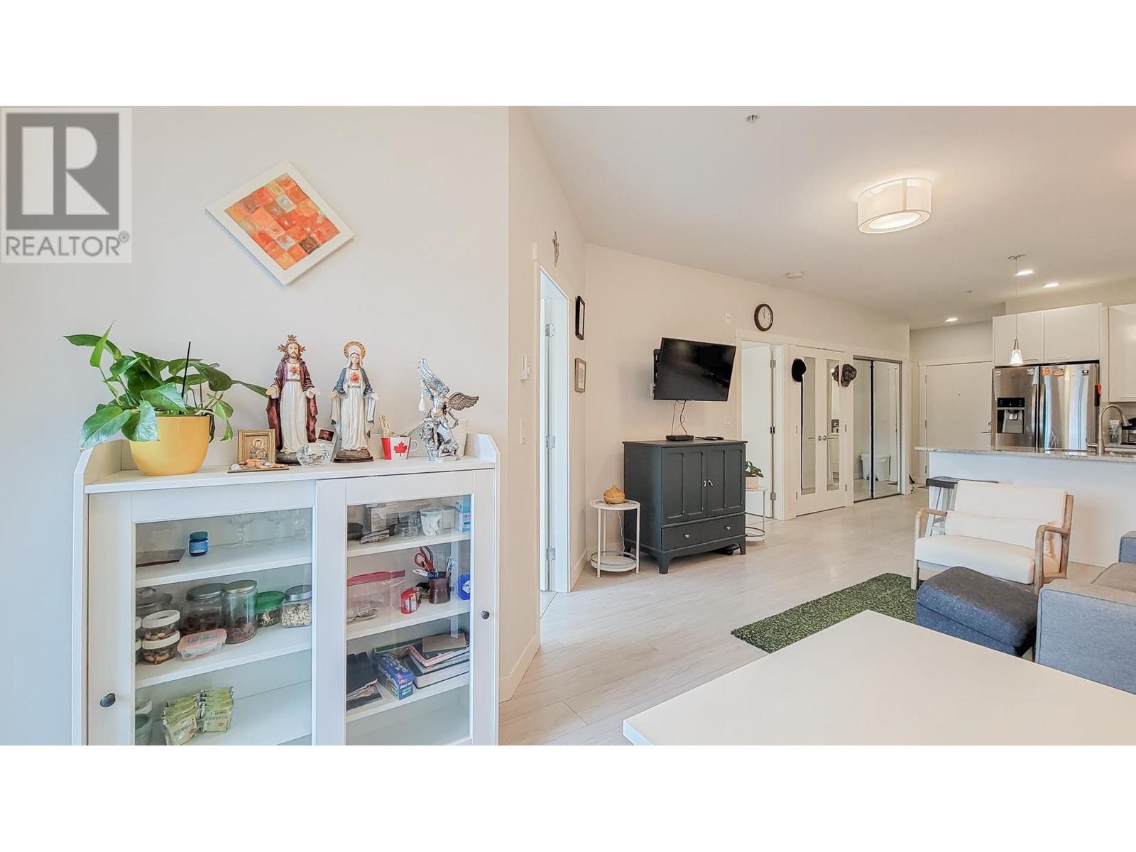 203 2356 Welcher Avenue, Port Coquitlam, British Columbia  V3C 1X6 - Photo 5 - R2983142