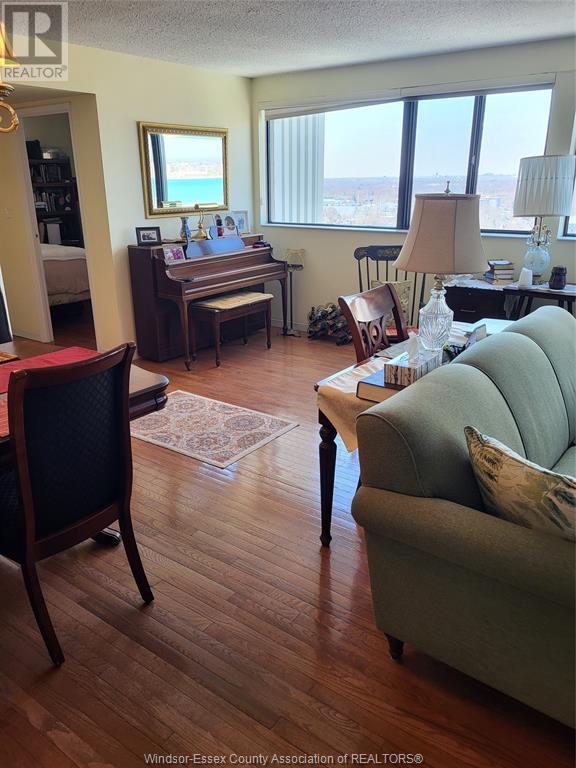 Property at 380 PELISSIER Unit# 1903 image 5