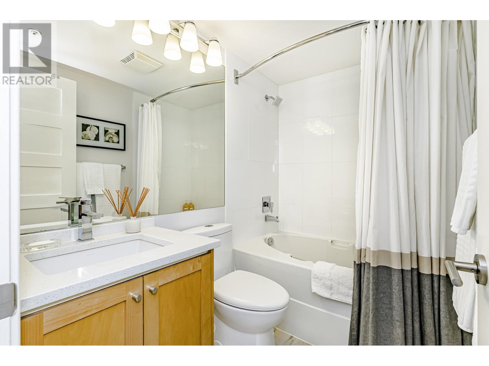 2070 E Kent Avenue South Avenue, Vancouver, British Columbia  V5P 4X2 - Photo 23 - R2983328