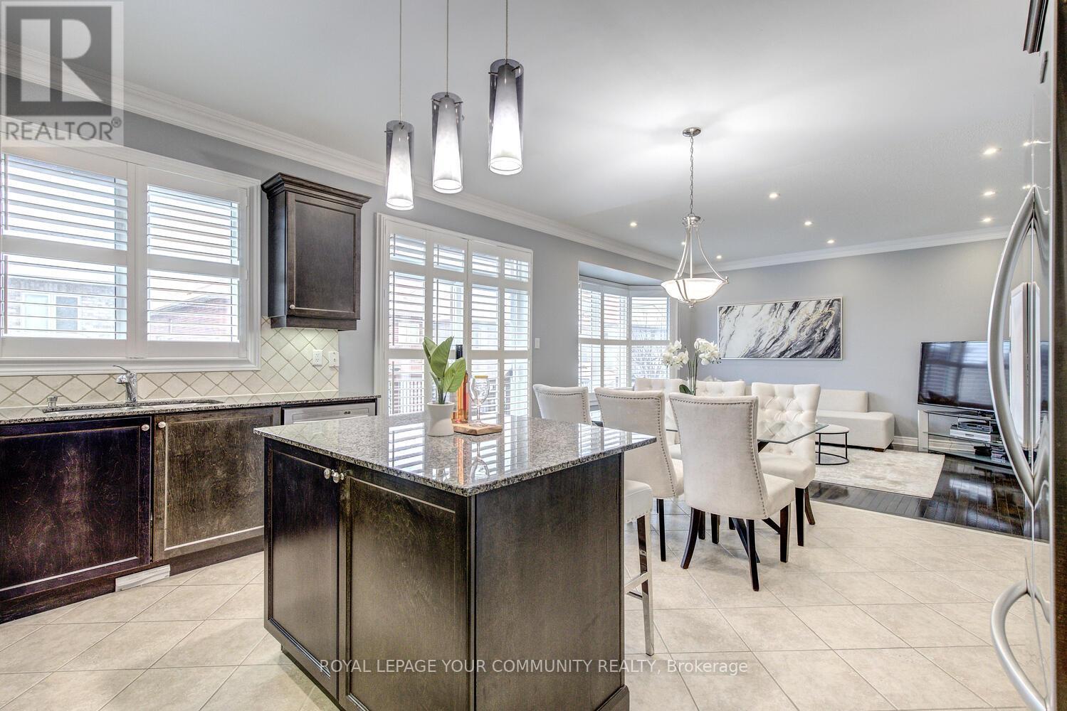 35 Chayna Crescent, Vaughan, Ontario  L6A 0N2 - Photo 15 - N12049011
