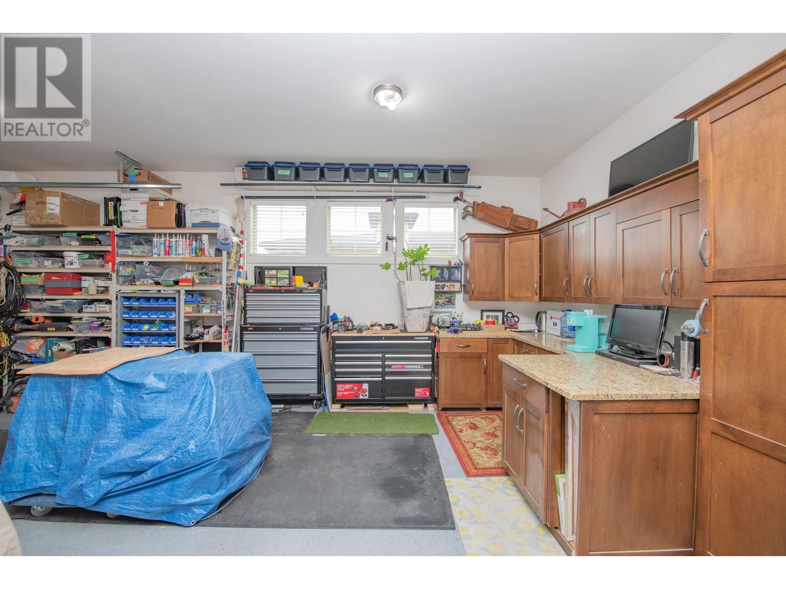 325 Cordon Place, Vernon, British Columbia  V1H 1Z9 - Photo 64 - 10339403