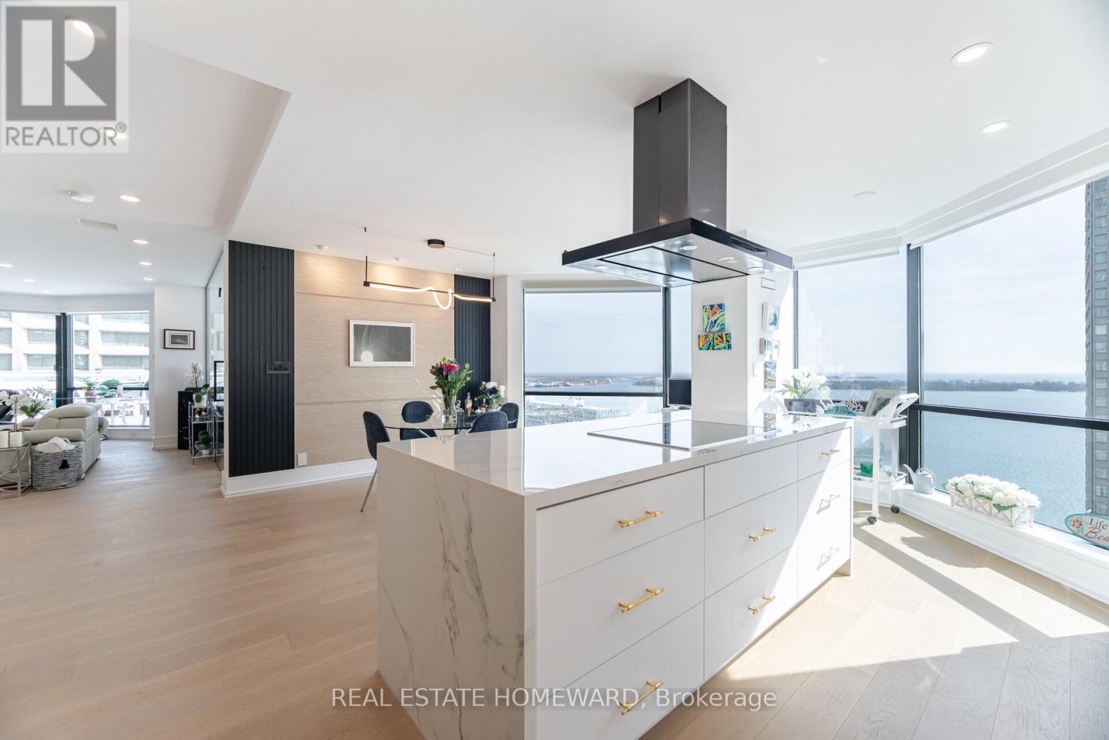 Ph2 - 10 Queens Quay W, Toronto (Waterfront Communities), Ontario  M5J 2R9 - Photo 5 - C12045189