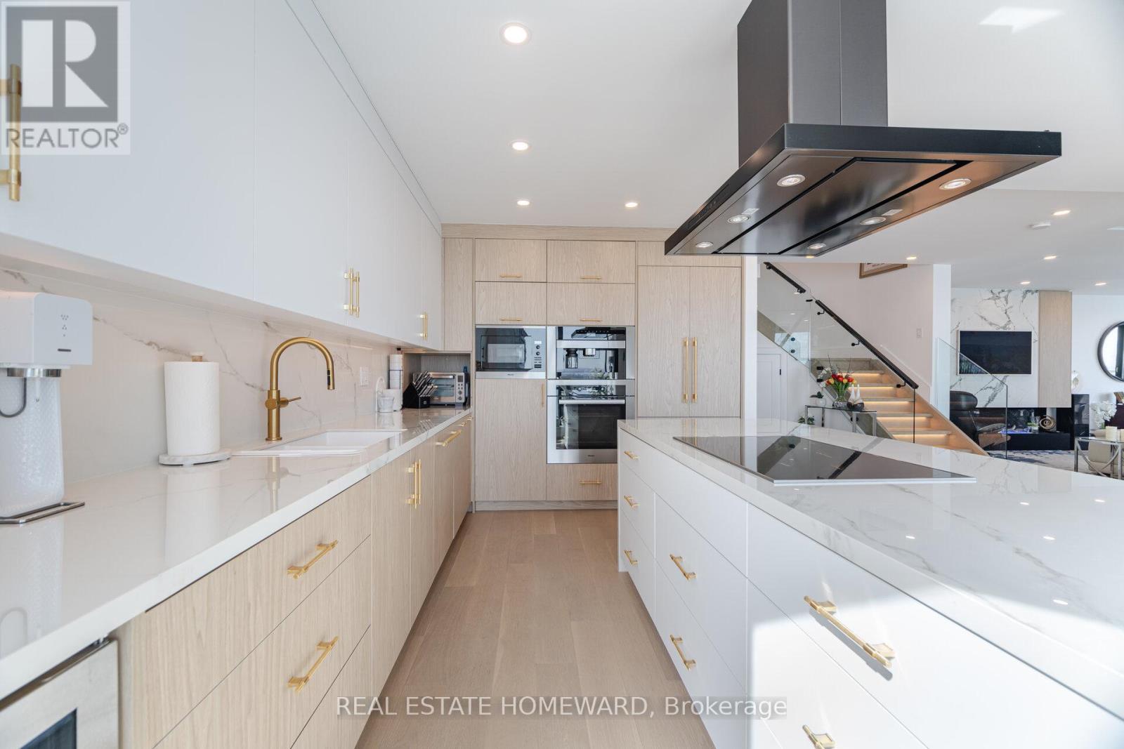 Ph2 - 10 Queens Quay W, Toronto (Waterfront Communities), Ontario  M5J 2R9 - Photo 8 - C12045189