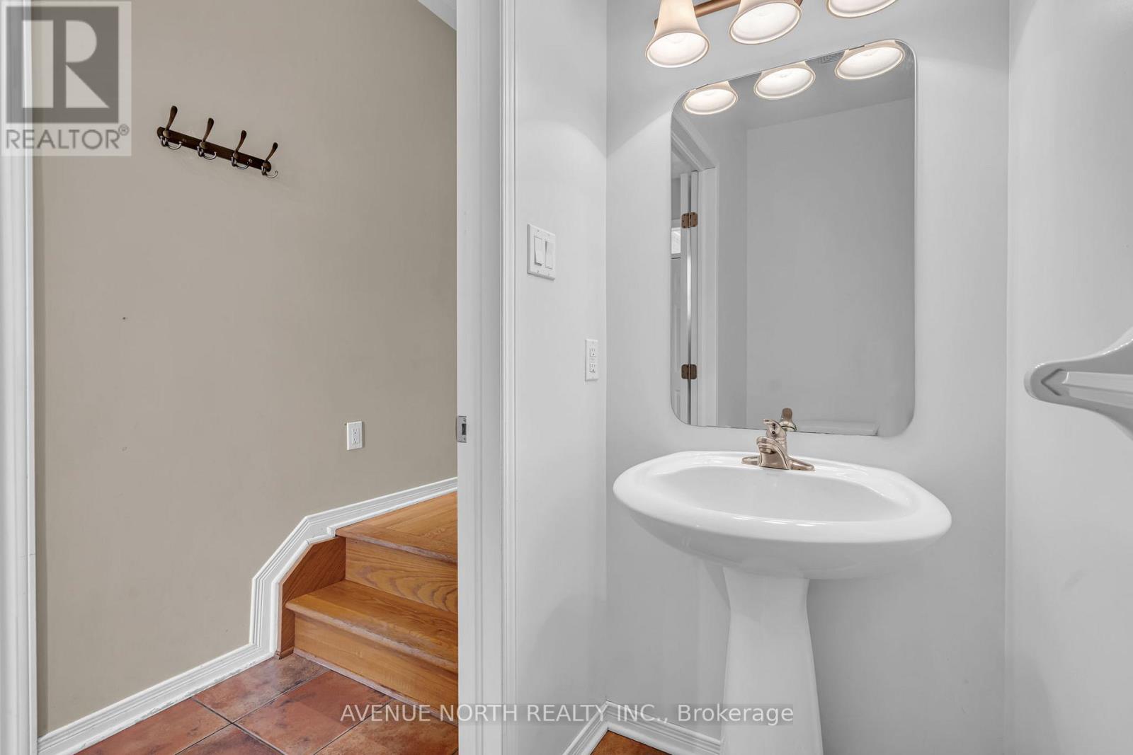 Property at 352 FREEDOM PVT STREET image 4