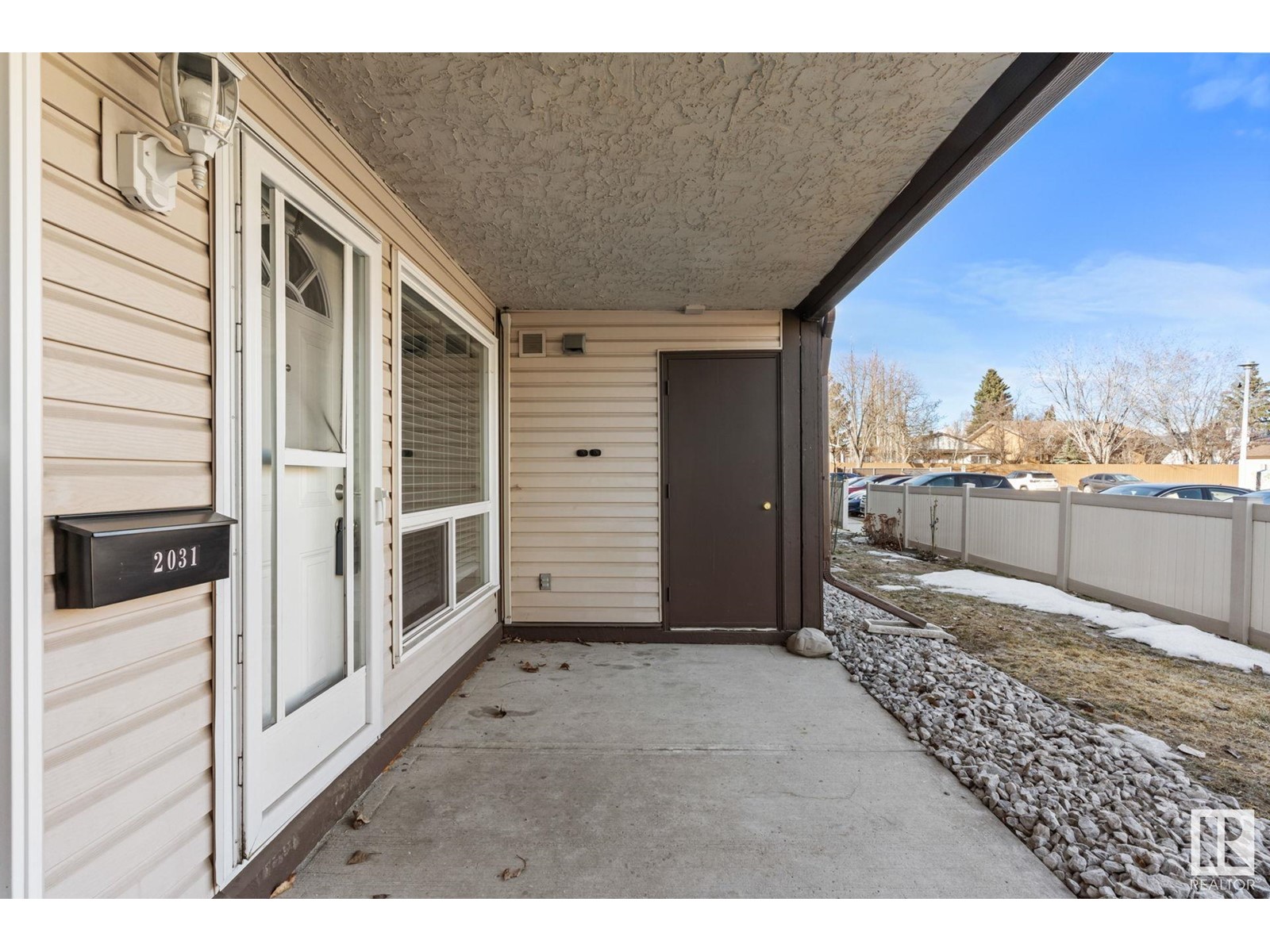 Property at 2031 SADDLEBACK RD NW image 4