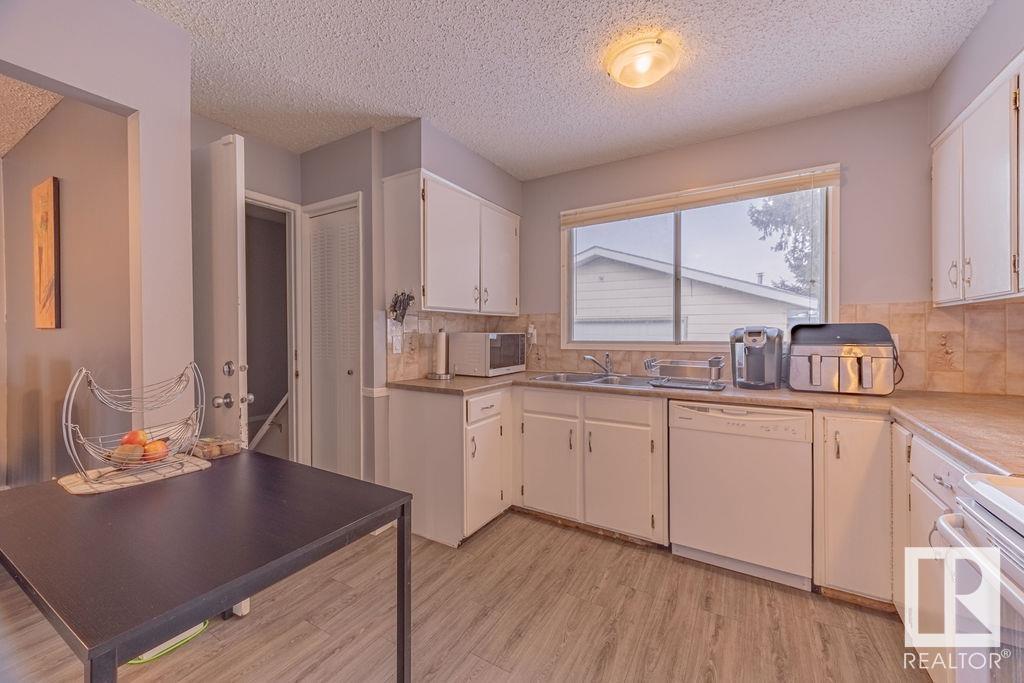 Property at 4122 134A AV NW image 4