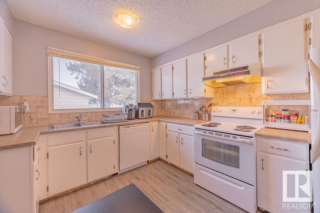 Property at 4122 134A AV NW image 5