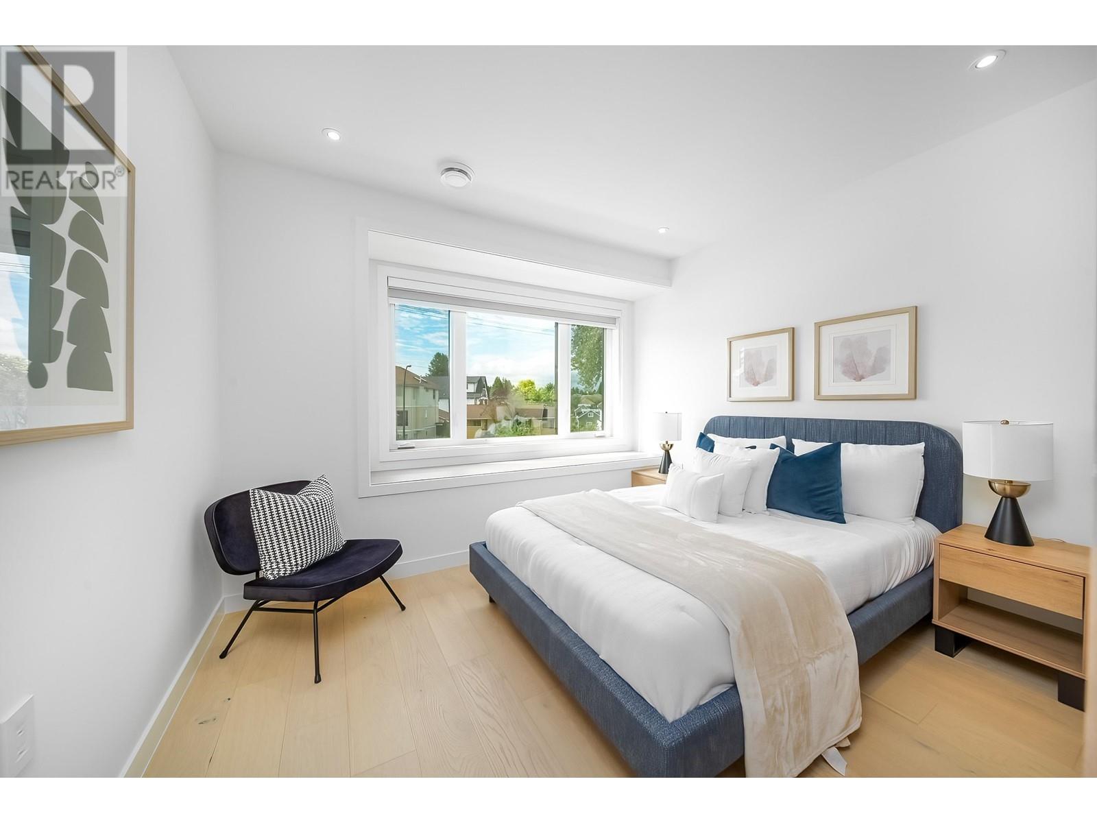 Listing Picture 24 of 30 : 3227 E 29TH AVENUE, Vancouver / 溫哥華 - 魯藝地產 Yvonne Lu Group - MLS Medallion Club Member